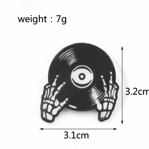 Halloween Pin Skeleton DJ - Picture 4 of 5